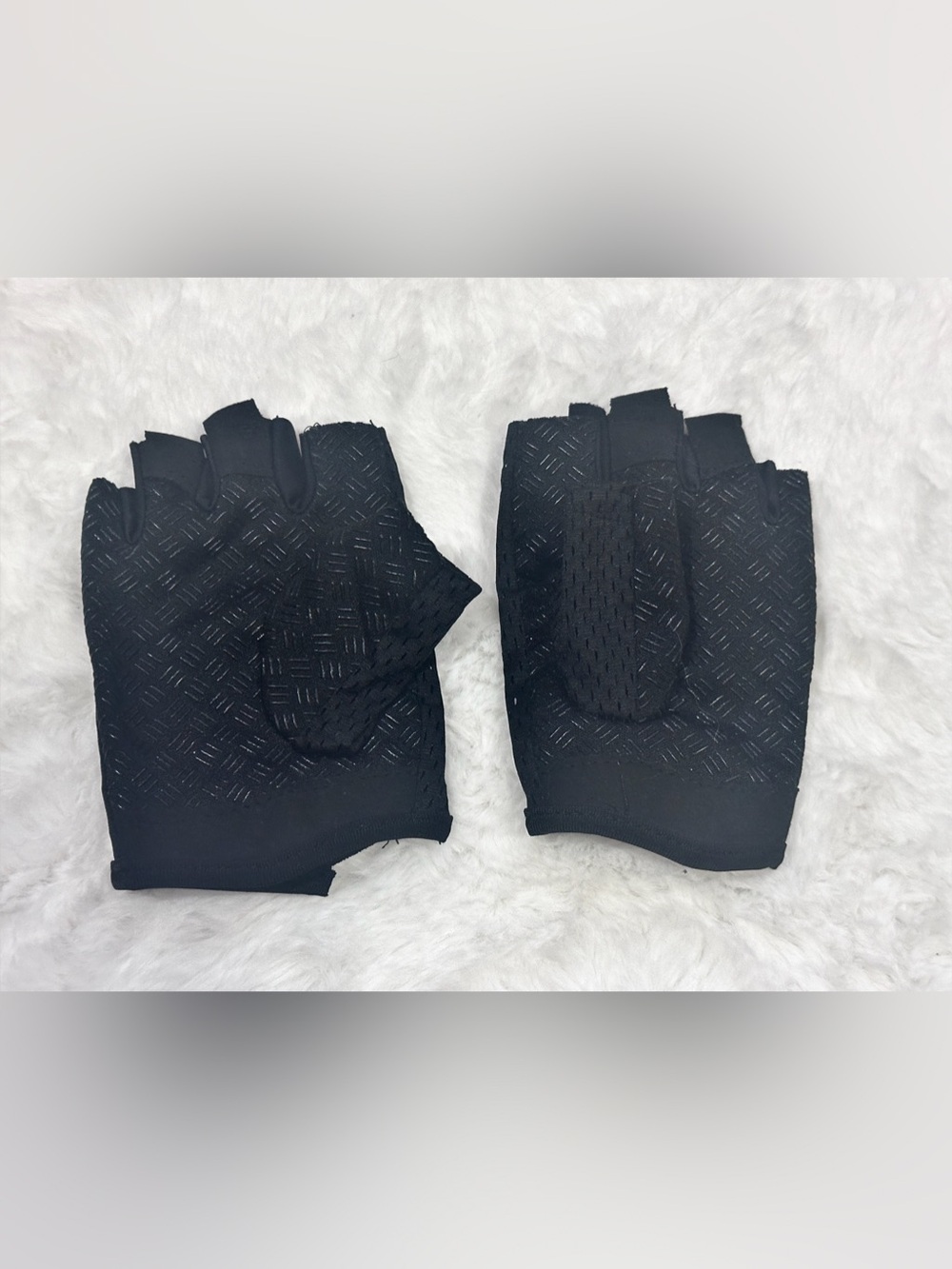 Black Athletic Gloves